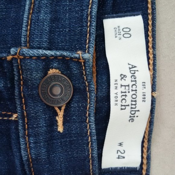 Abercrombie & Fitch Jean Shorts - Picture 4 of 7